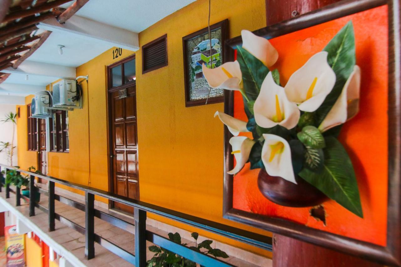 Hotel Bello Caribe Косумель Экстерьер фото